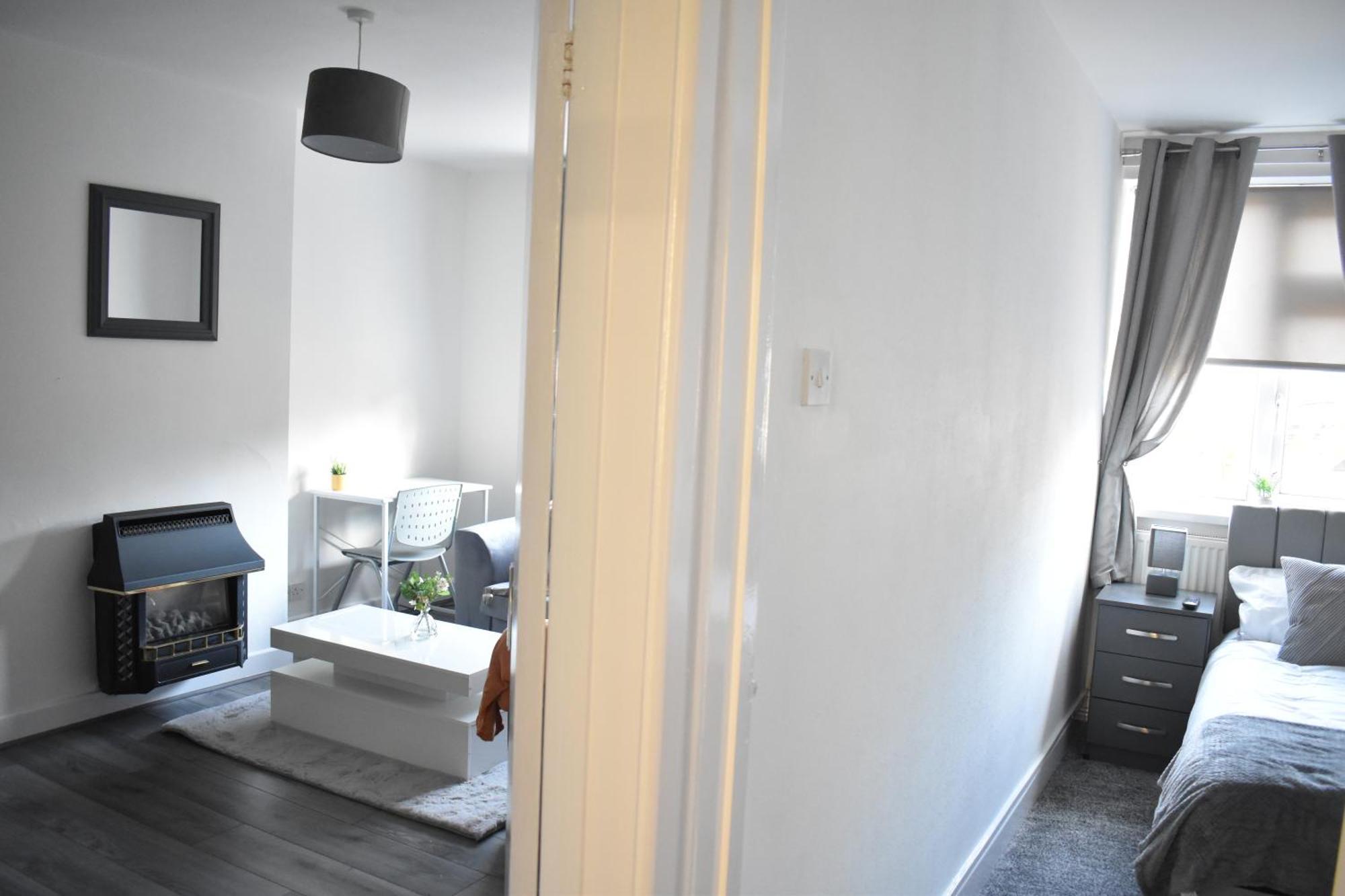 Apartment Spacious 2 Bed Flat