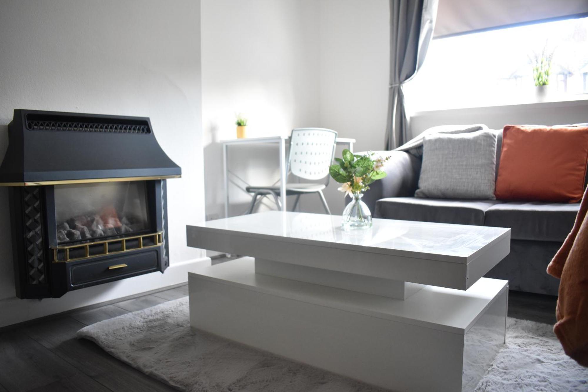 Spacious 2 Bed Flat Apartment