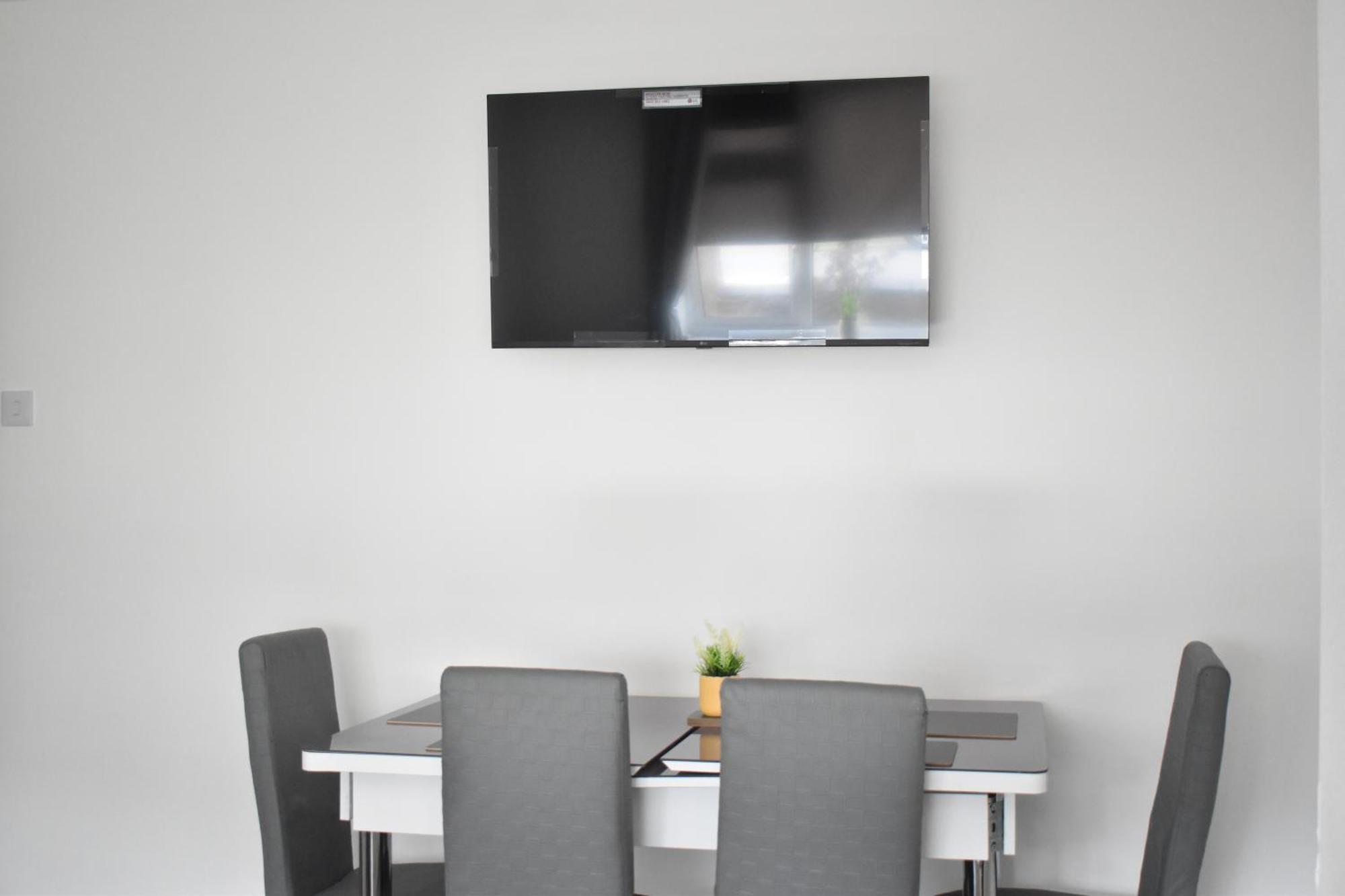 Spacious 2 Bed Flat